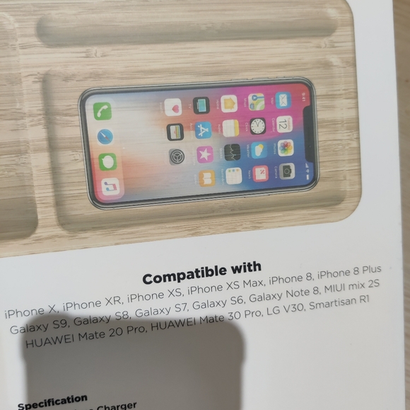 Bamboo Wireless Charger - Picture 3 of 3